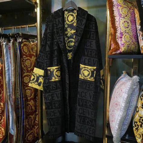 fake versace robe reddit|check versace perfume authenticity.